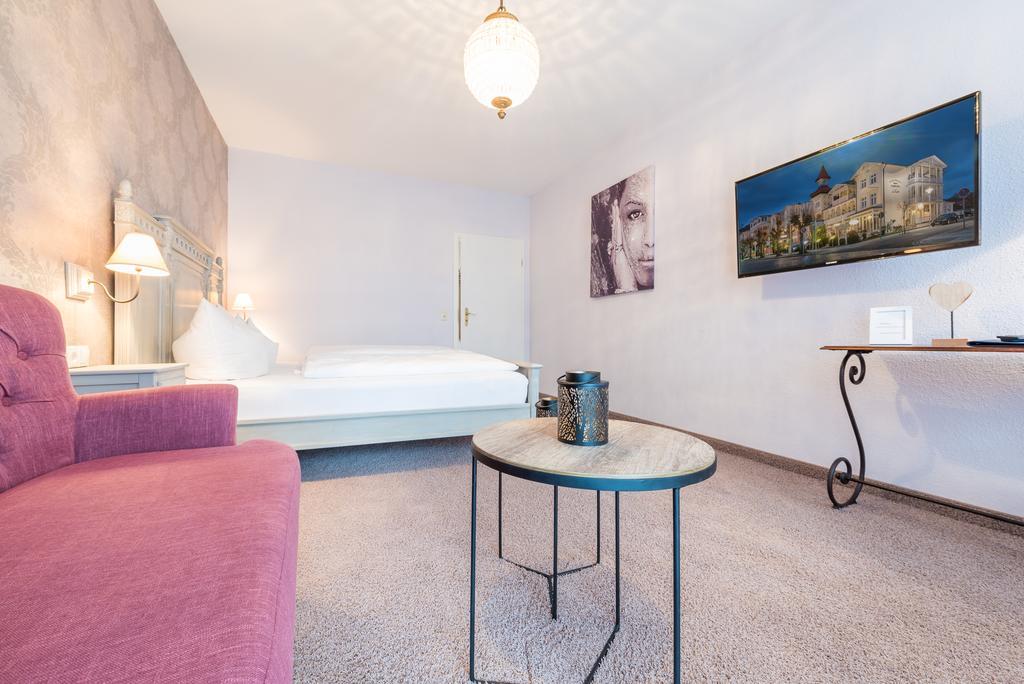 Hotel Villa Waldfrieden Sellin  Eksteriør billede